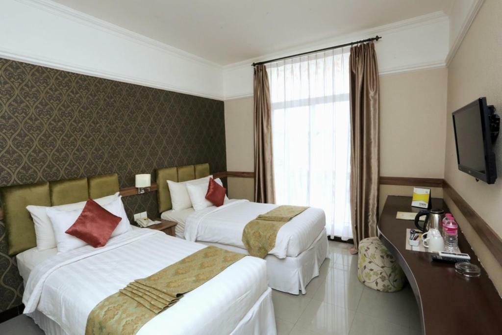 Amarelo Hotel Solo Exterior foto